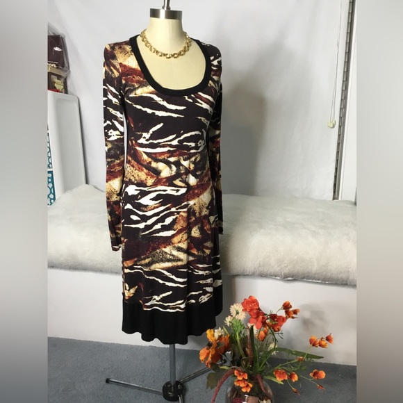 Karen Kane Women's animal print Rayon scoop Neck Long Sleeve Midi Dress size M - Picture 4 of 14